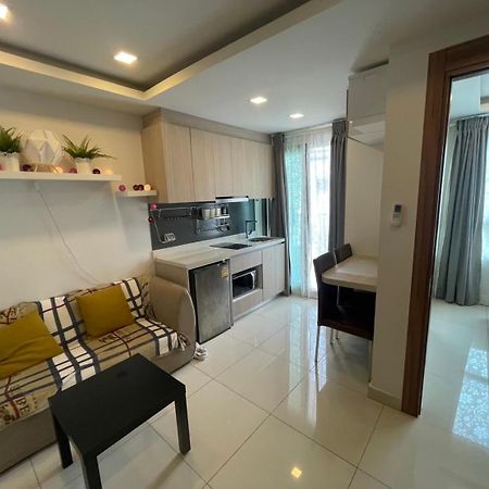 Arcadia Beach Resort By Psr Pattaya Bagian luar foto