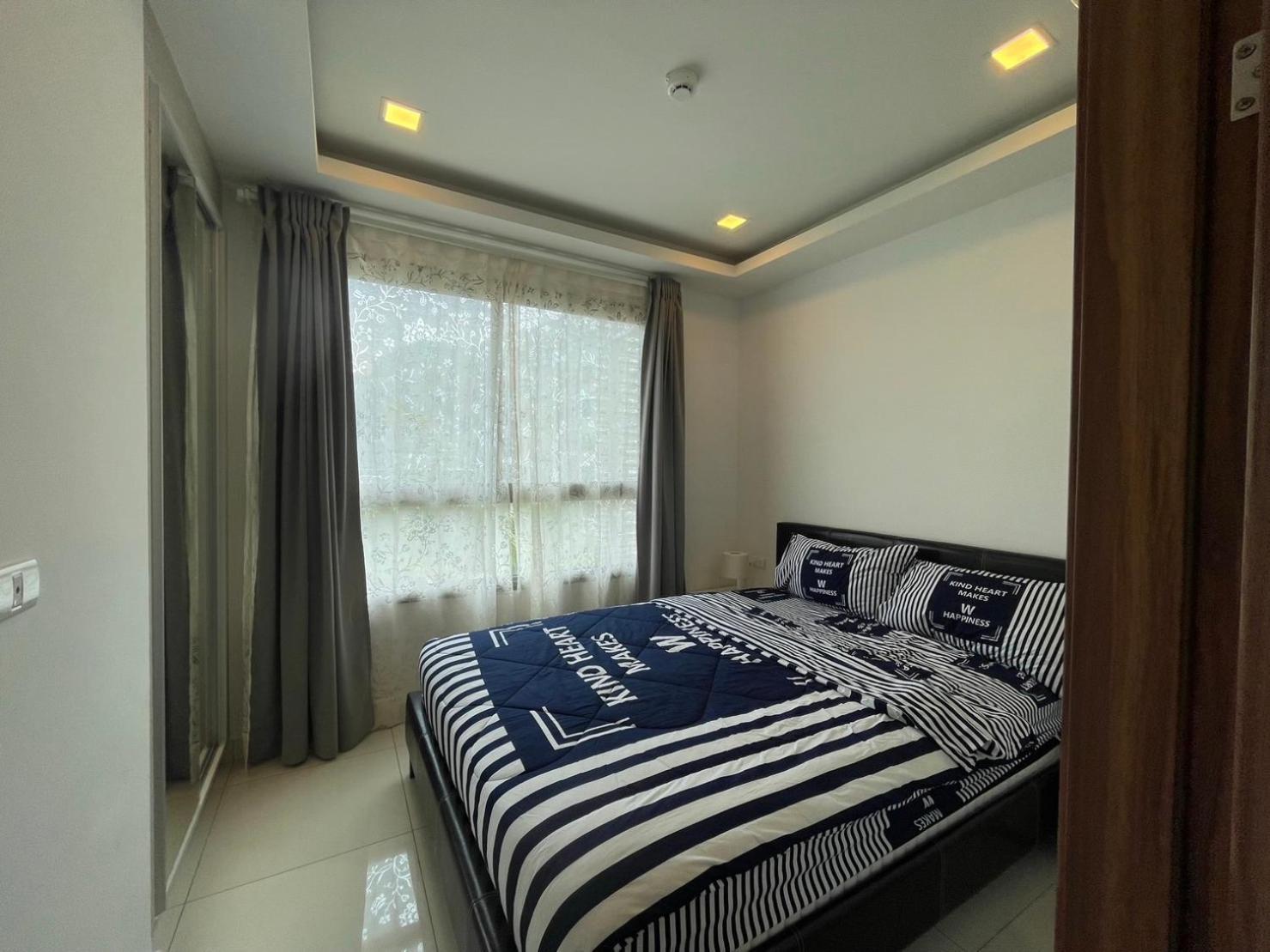 Arcadia Beach Resort By Psr Pattaya Bagian luar foto