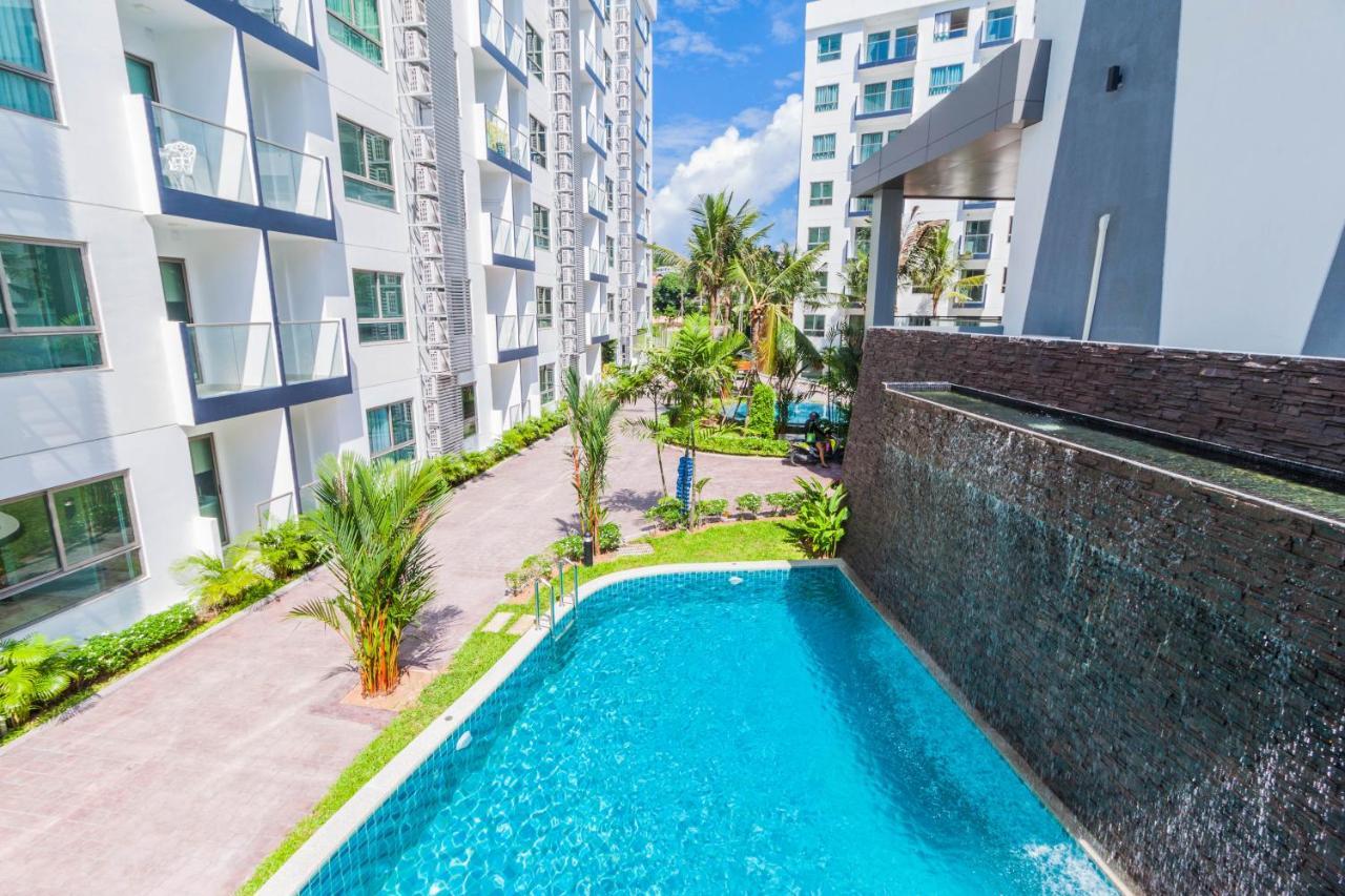 Arcadia Beach Resort By Psr Pattaya Bagian luar foto
